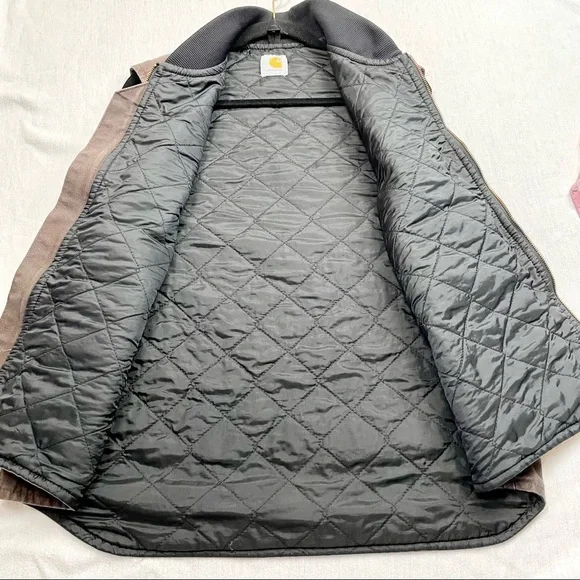 Carhartt Brown Vest with Black Collar - Picture 9 of 10